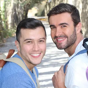La Connexion, Gay Men Only Station touristique